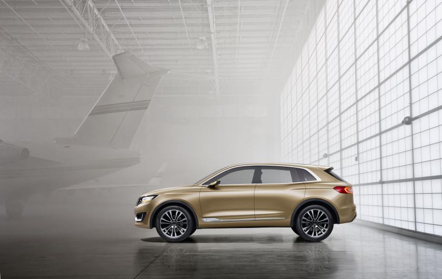 Lincoln MKX Concept 2014 года  (фото 4 из 38)